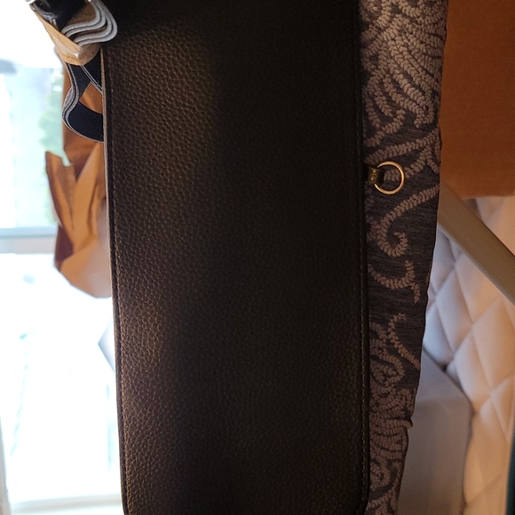 TAHARI NWT Satchel1 - Picture 7 of 8